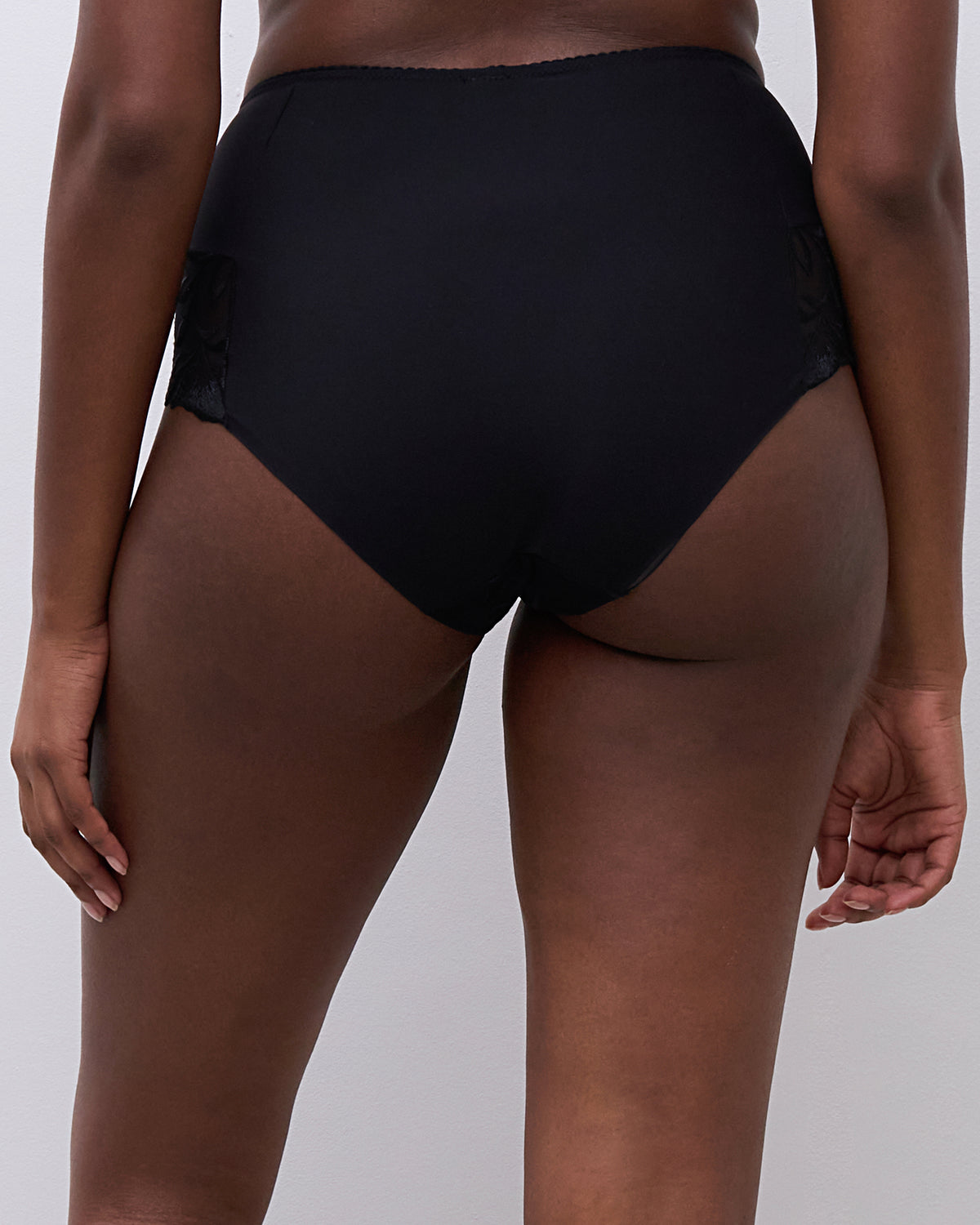 chantelle Majestic High-waisted support full brief black – bild 3