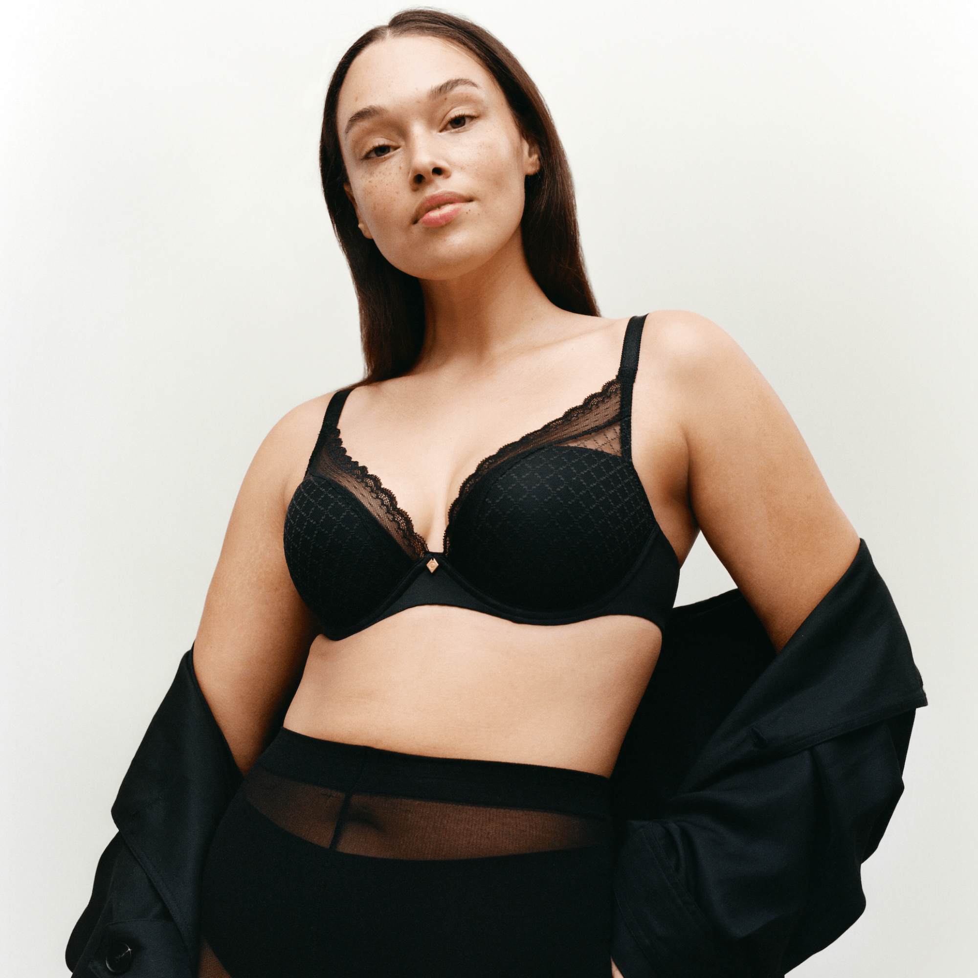 Chantelle T-shirt BH Norah Chic Plunge Svart - Härliga Under