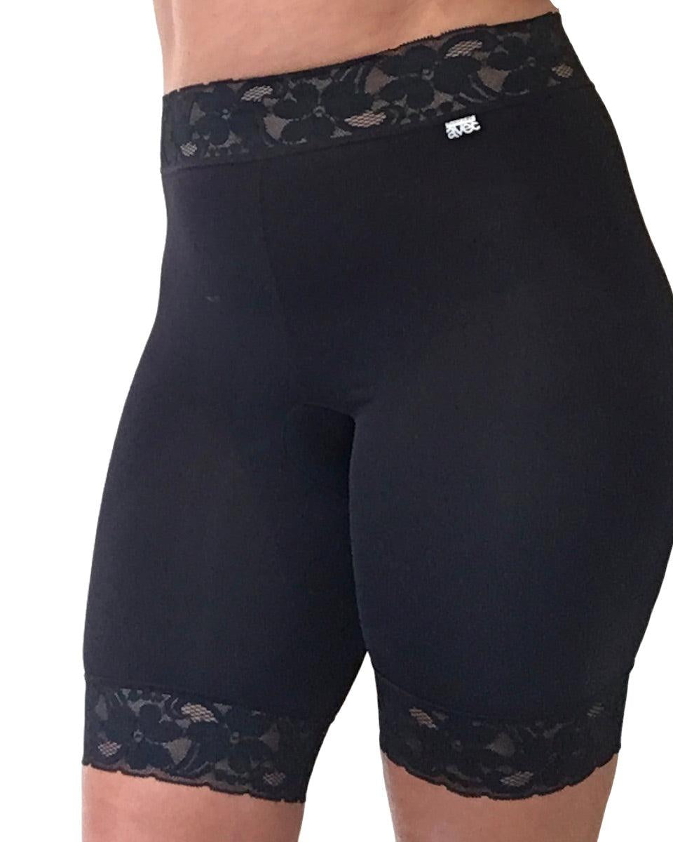 Avet Shortstrosa Med Spets Black - Härliga Under