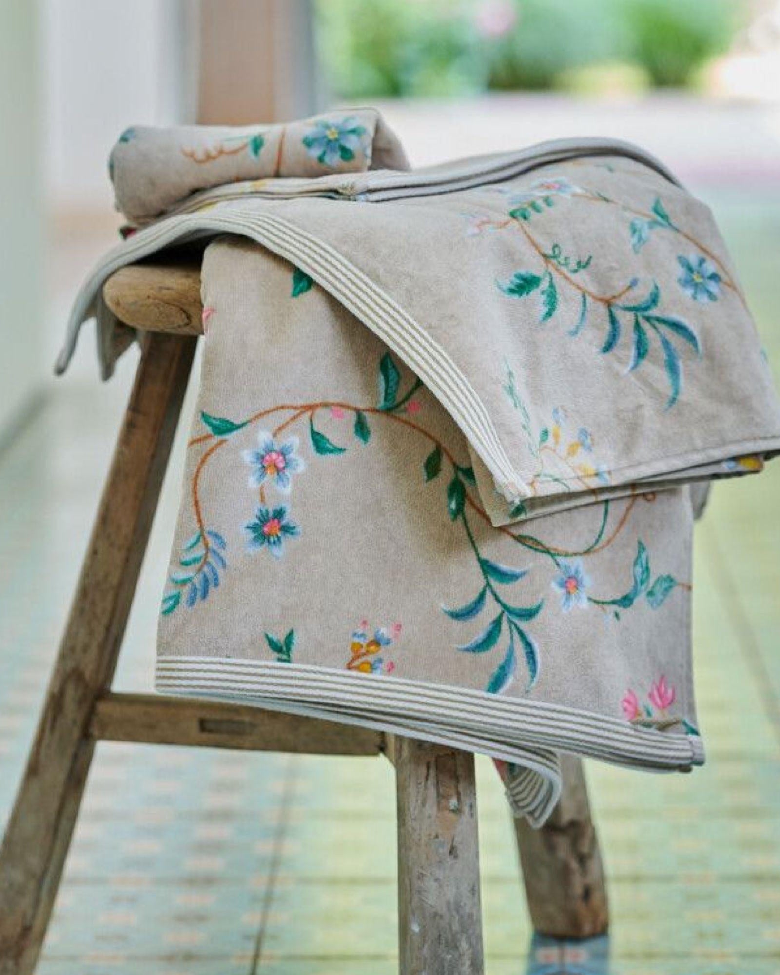 PIP Badlakan 70x140 Les Fleurs Khaki - Härliga Under