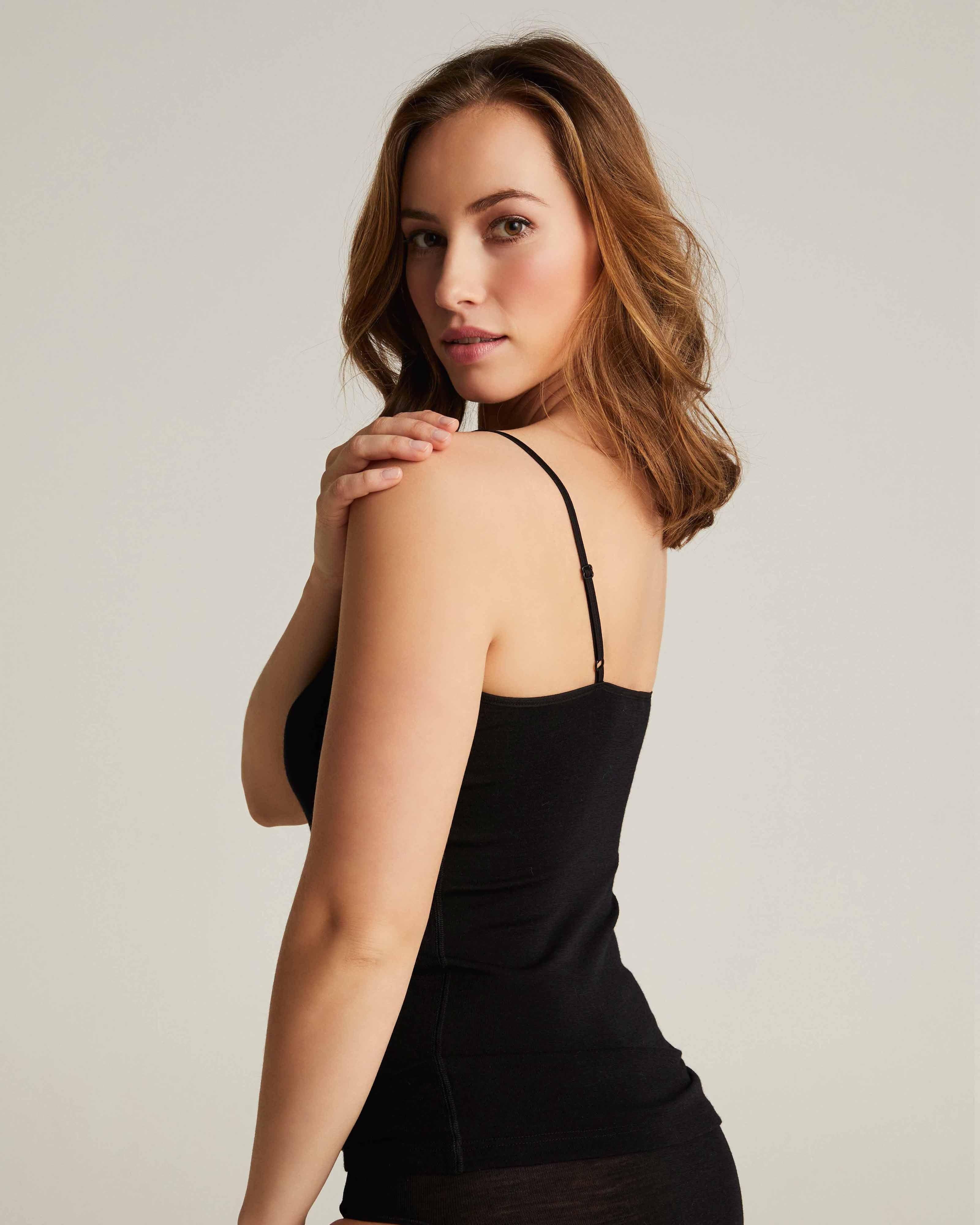 Femilet Merino Linne Juliana Black - Härliga Under