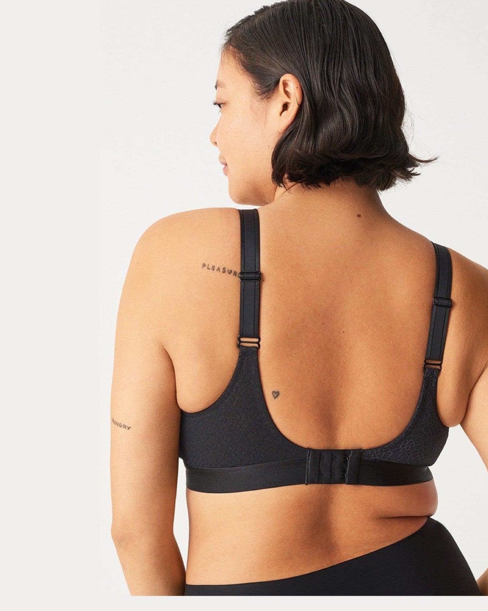 Chantelle Minimizer BH Utan Bygel C Magnifique Black - Härliga Under