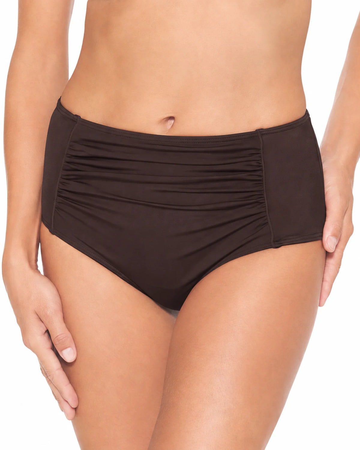 Wiki 651-4108 Shape Bikinitrosa Maxi Mocca – framifrån på modell