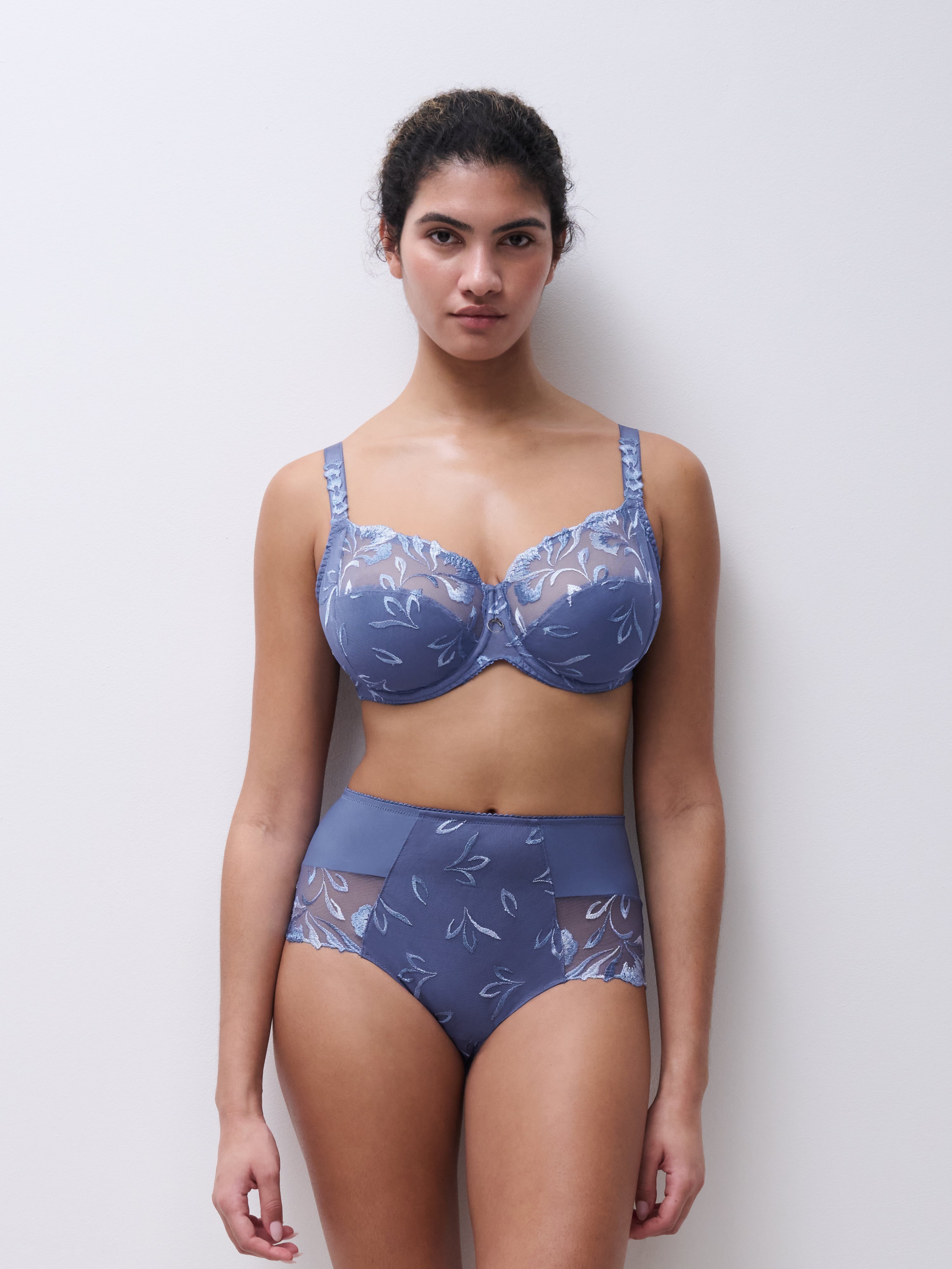 chantelle Majestic High-waisted support full brief blue sea – bild 2