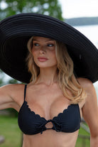 Venus Black Halter Spaghetti -Carvico - www.kaandabeachlife.se